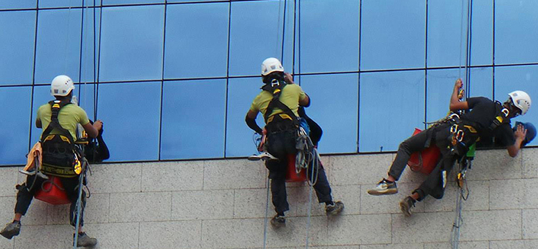 Facade-Cleaning